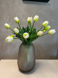 Bosje kunst tulpen wit