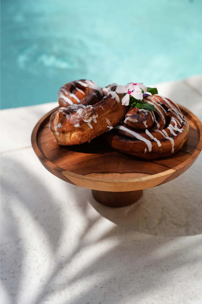 The Teak Root Cake Platter - M