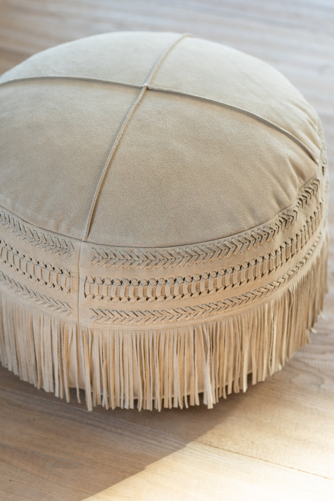 Hassock Tassels Round Leather Light Grey